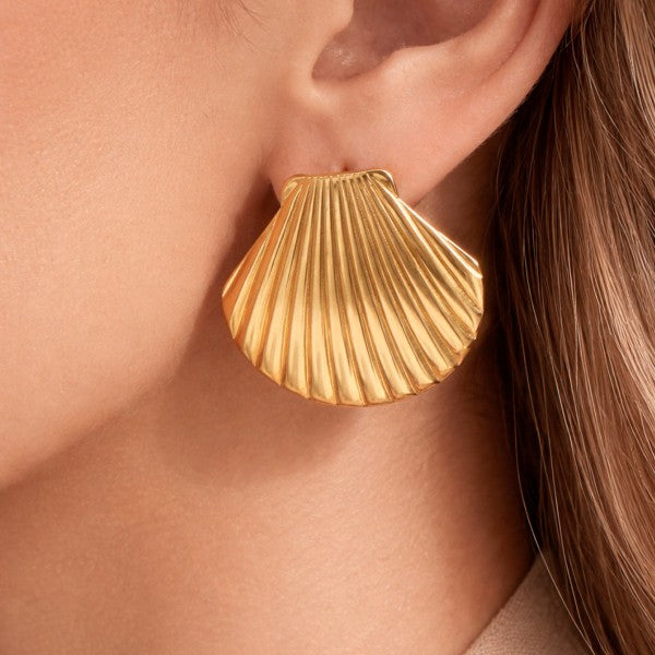 Chunky Seashell Statement Stud Earrings