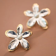 Pearl Flower Stud Earrings