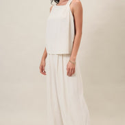 Natural Pleated Detail Wide Leg Pants