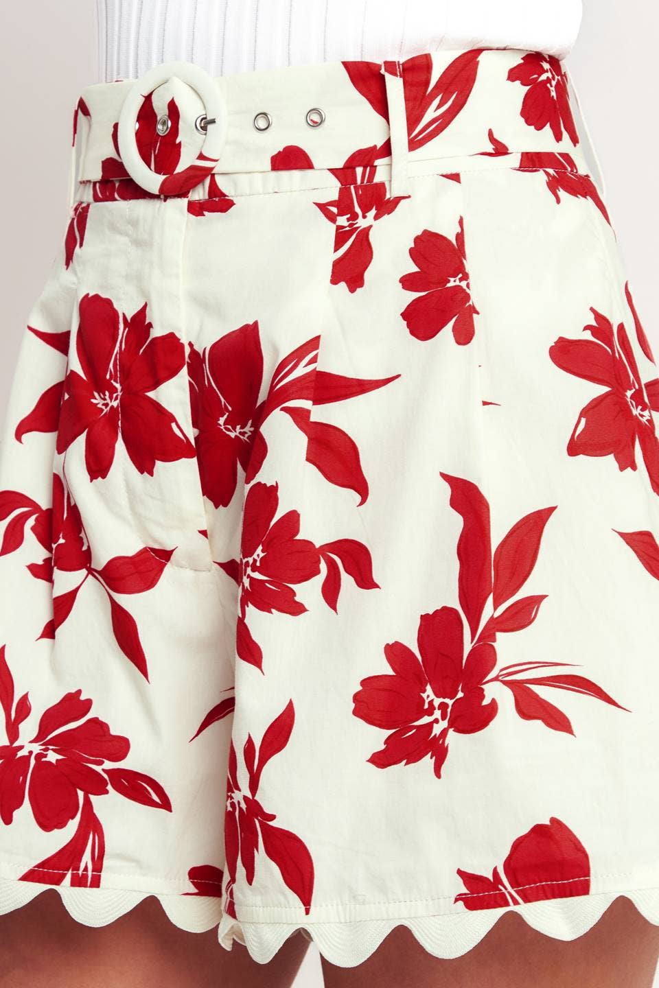 Red/Cream Floral Printed Short with Scalloped Edge