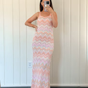 Ripple Knit Beach Dress with Wavy Color Pattern
